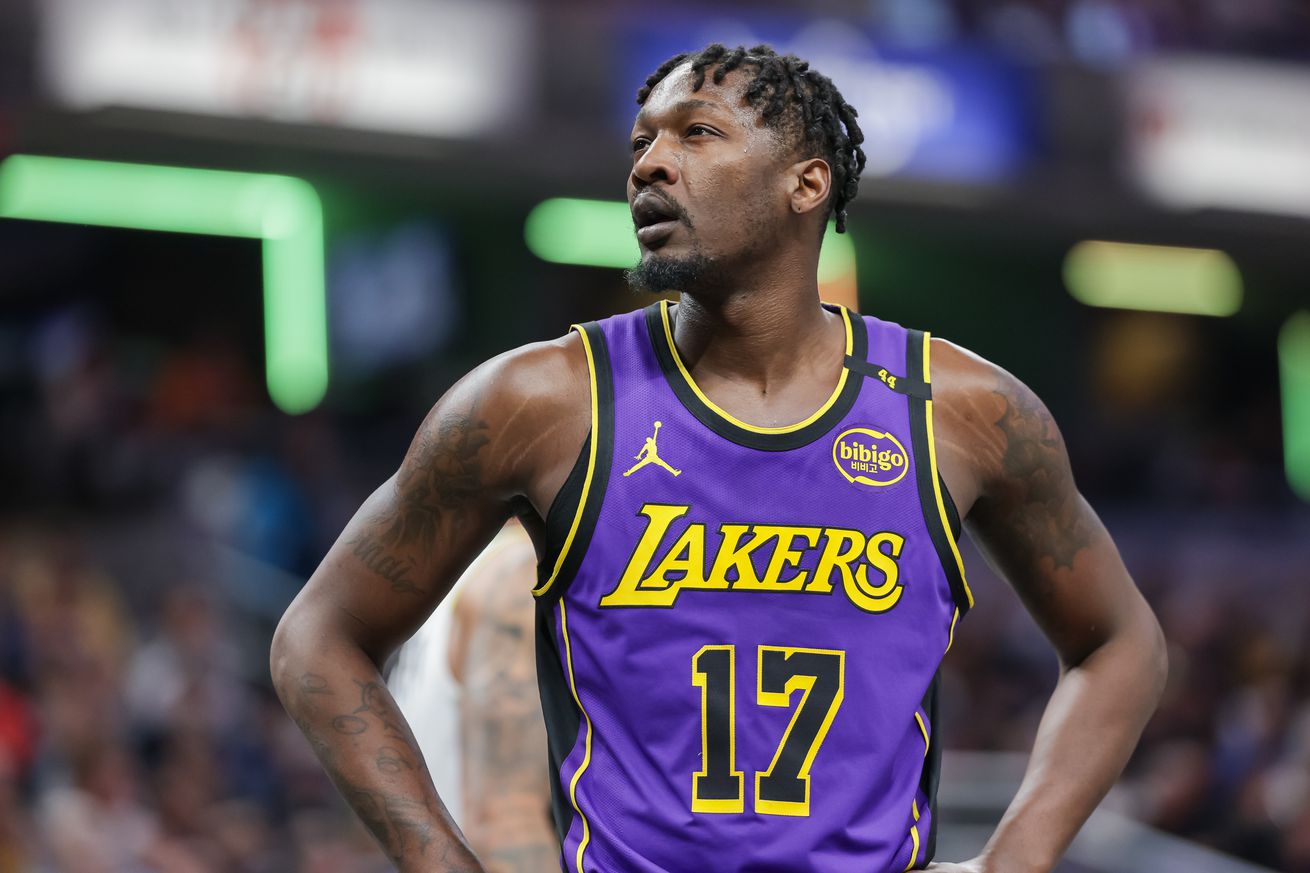 Los Angeles Lakers v Indiana Pacers