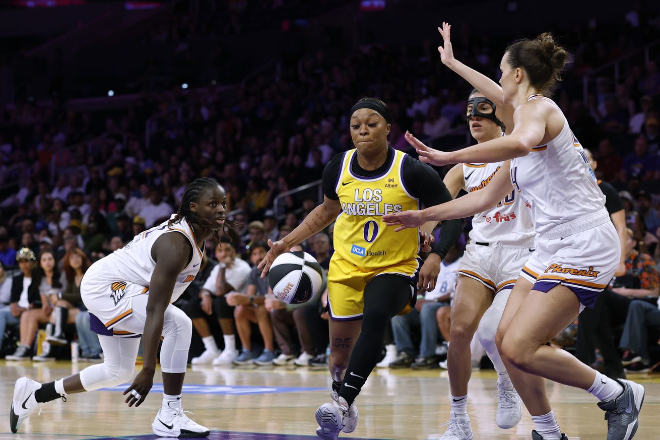 Phoenix Mercury v Los Angeles Sparks