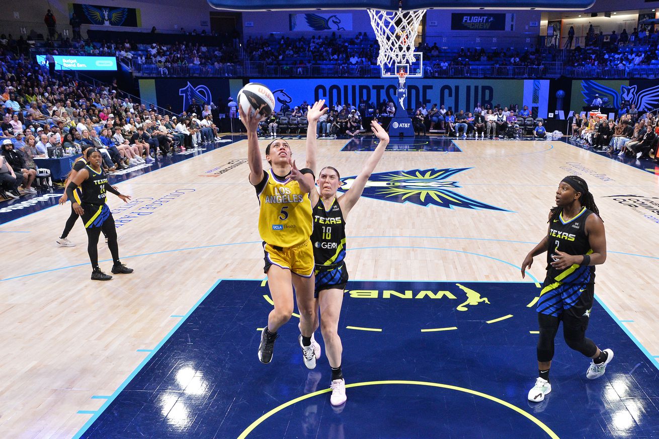 Los Angeles Sparks v Dallas Wings