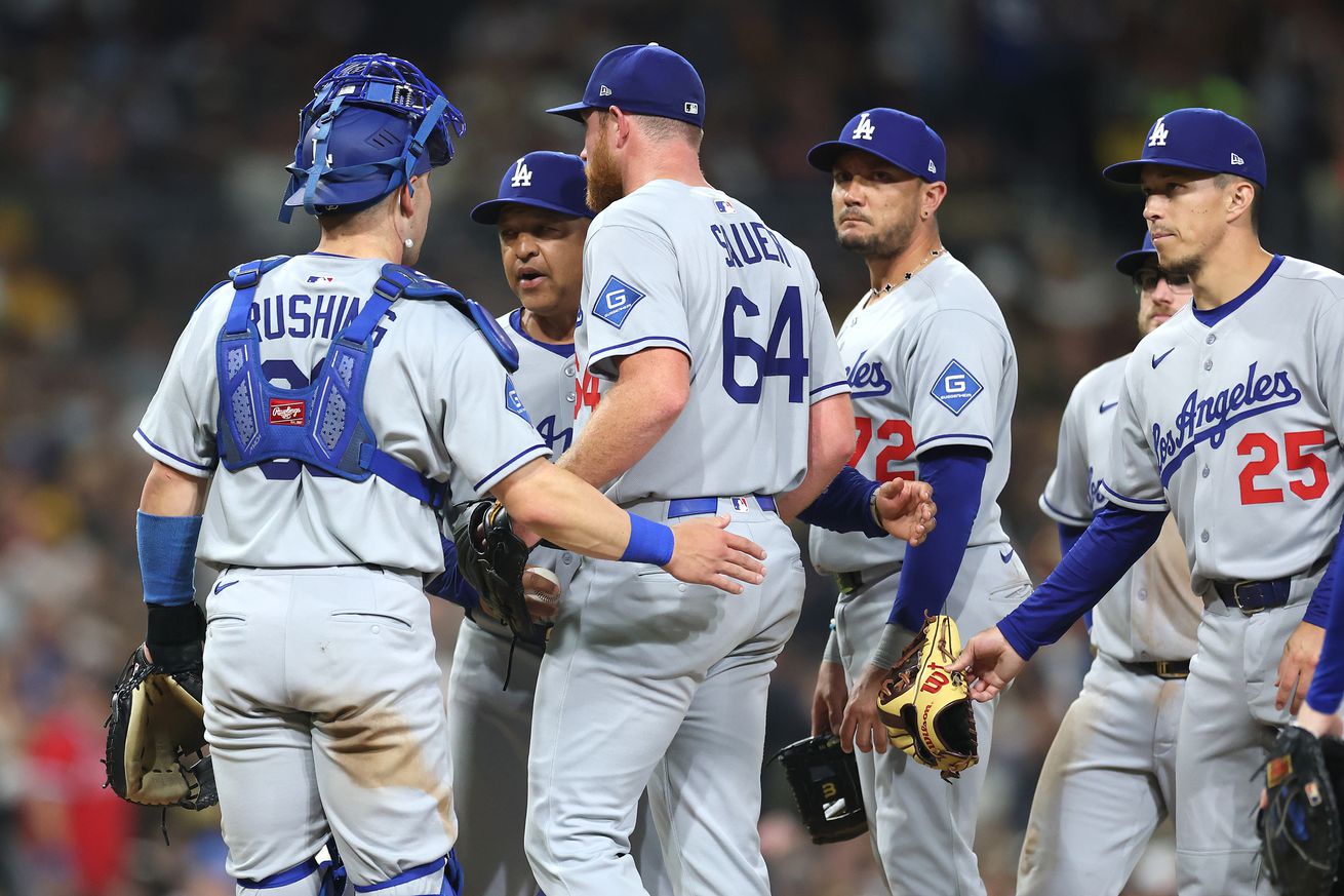 Los Angeles Dodgers v San Diego Padres