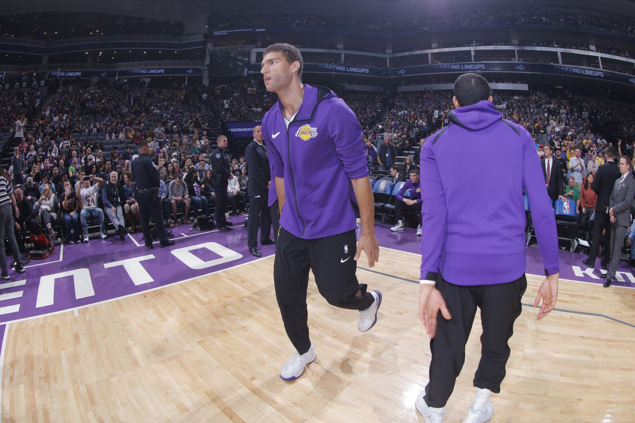 Los Angeles Lakers v Sacramento Kings