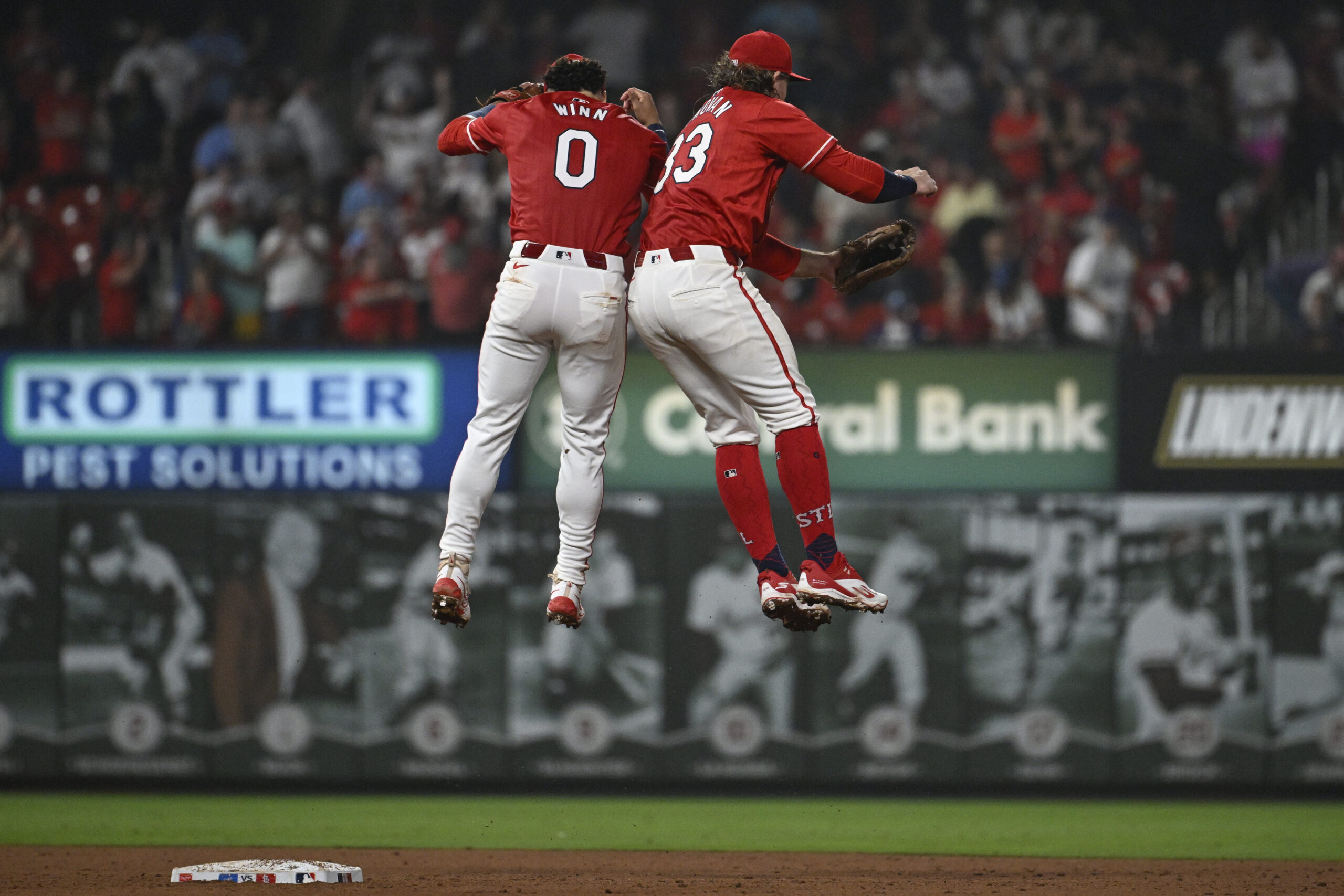 St. Louis Cardinals’ shortstop Masyn Winn, left, and teammate Brendan...