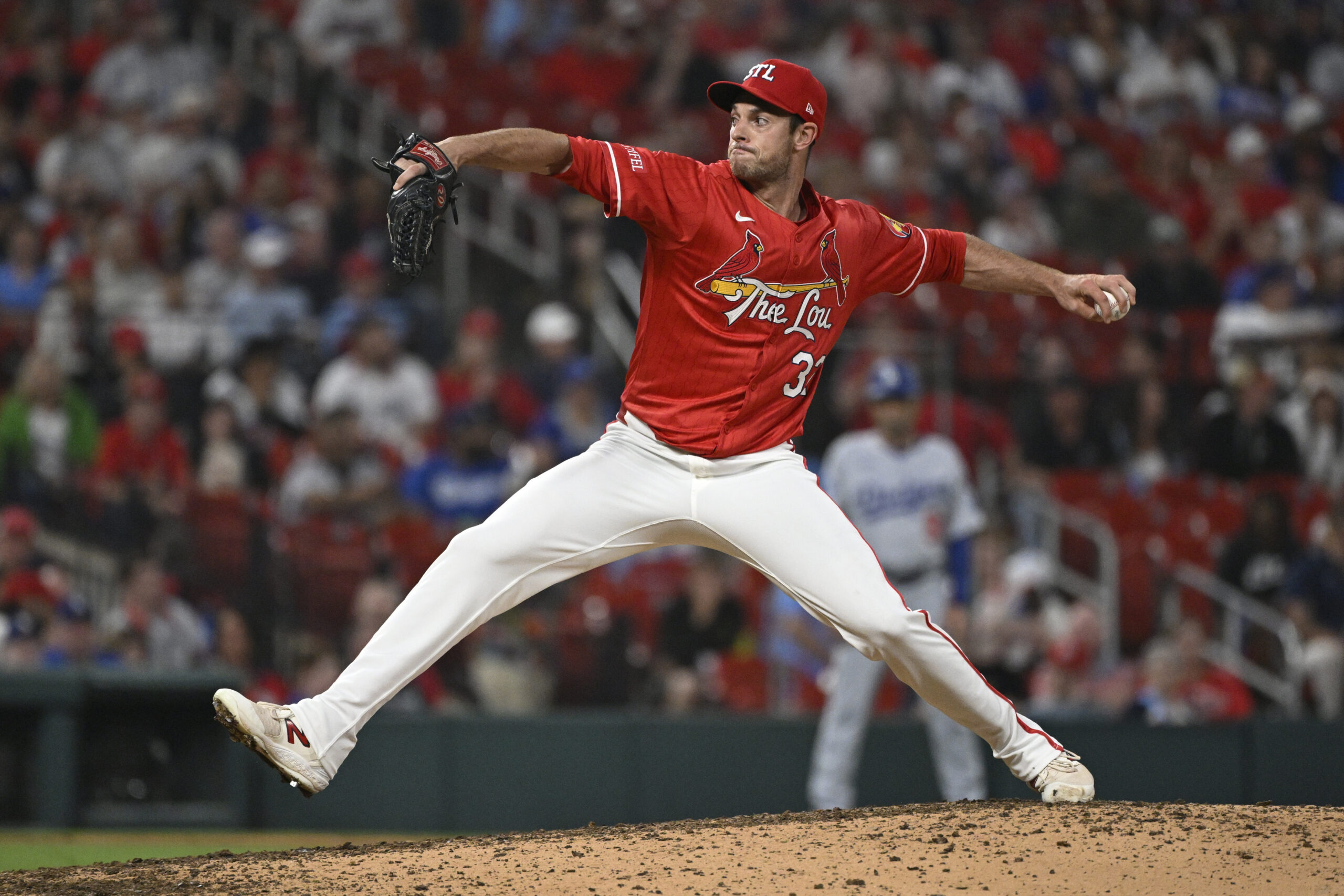 St. Louis Cardinals relief pitcher Steven Matz throws to the...