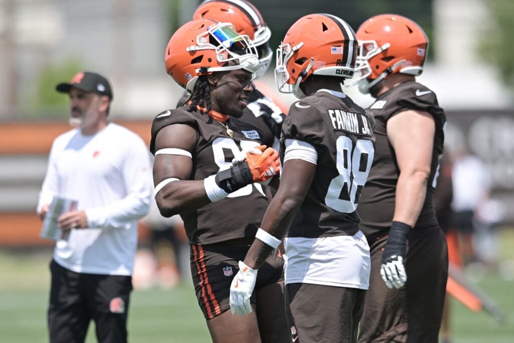 David Njoku Browns Trade