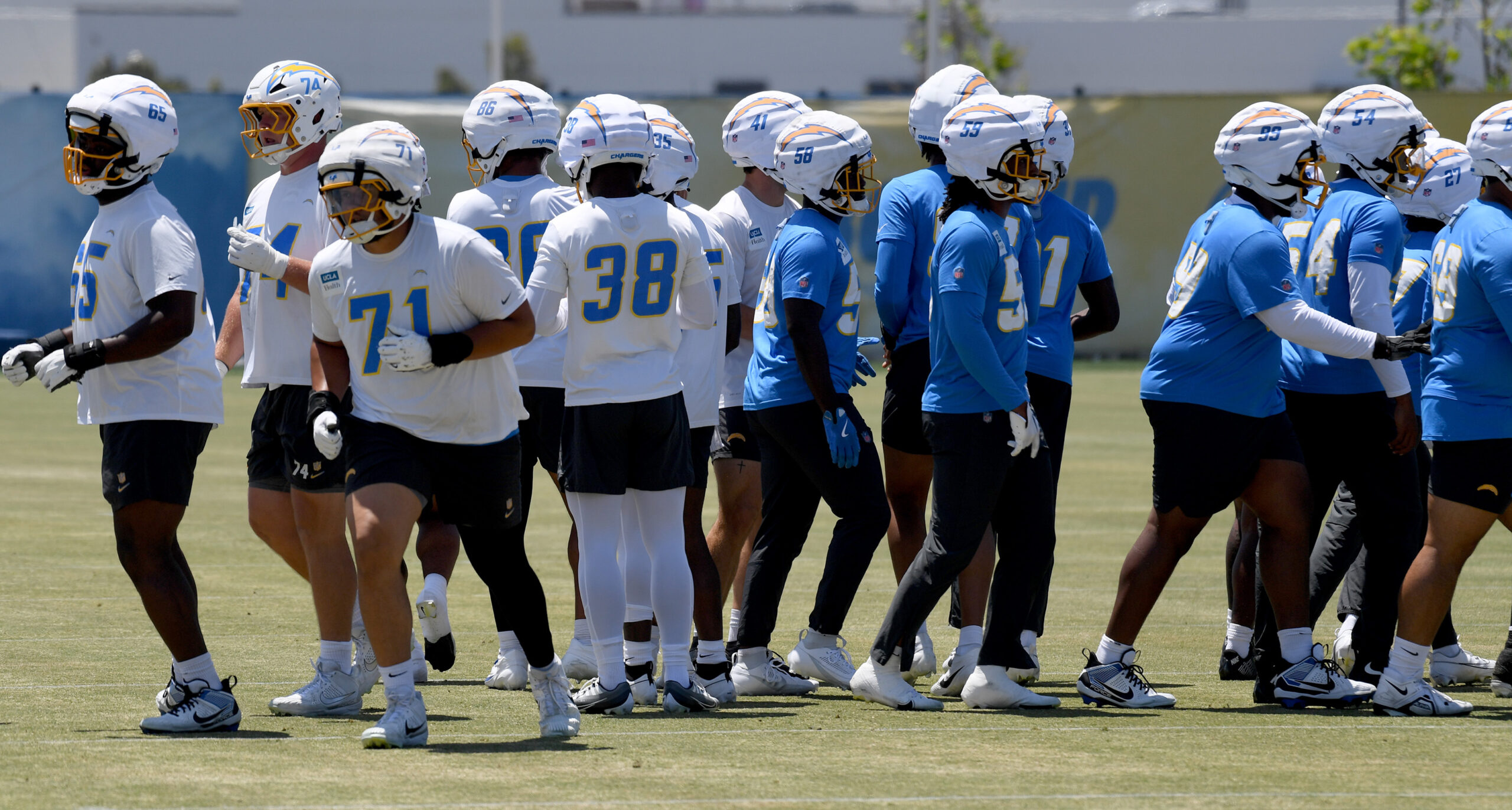 Chargers players goes through an OTA practice at the Chargers’...