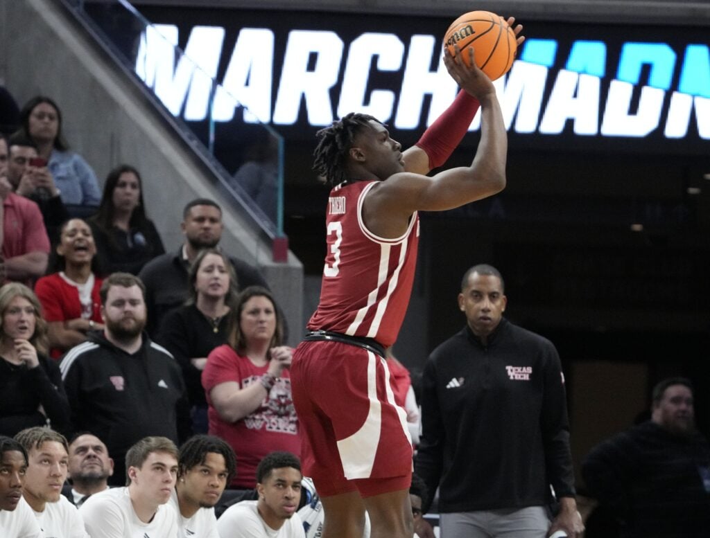 Mar 27, 2025; San Francisco, CA, USA; Arkansas Razorbacks forward Adou Thiero (3) shoots a three point basket during the first half against the Texas Tech Red Raiders during a West Regional semifinal of the 2025 NCAA tournament at Chase Center. Mandatory Credit: Kyle Terada-Imagn Images