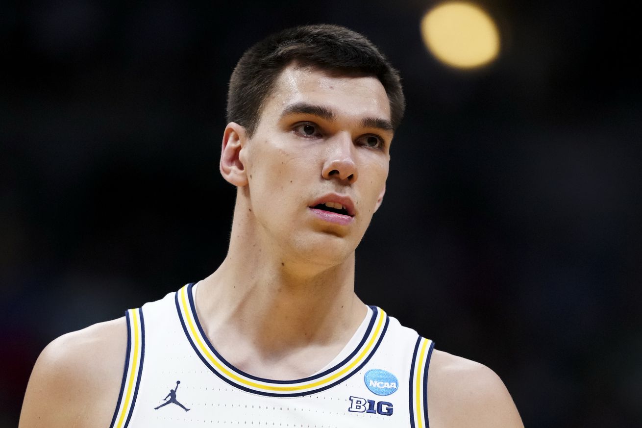 NCAA Basketball: NCAA Tournament First Round-UC San Diego at Michigan