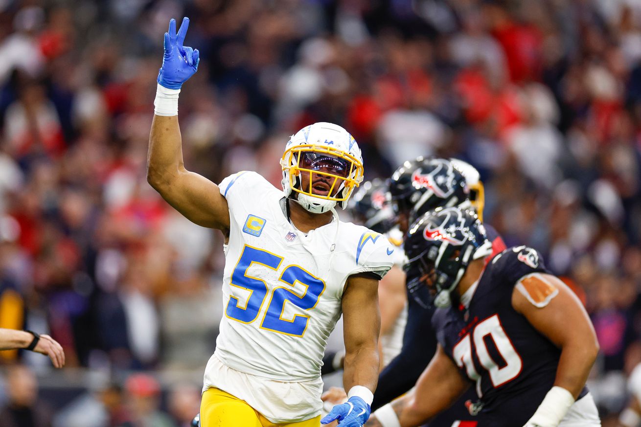 AFC Wild Card Playoffs: Los Angeles Chargers v Houston Texans