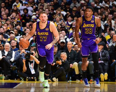 Dallas Mavericks v Los Angeles Lakers