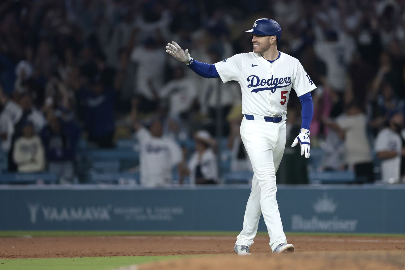 Chicago White Sox v Los Angeles Dodgers
