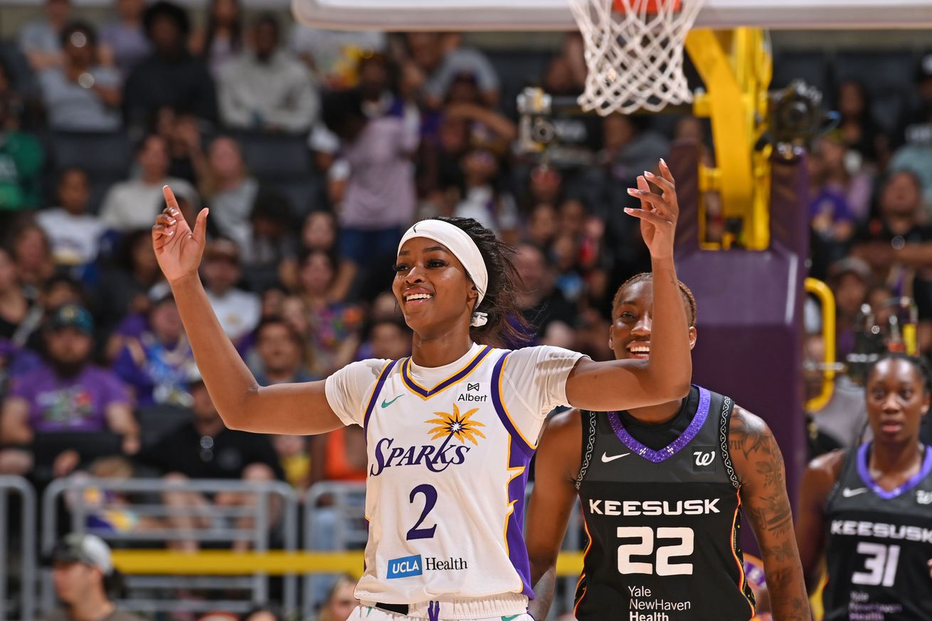 Connecticut Sun v Los Angeles Sparks