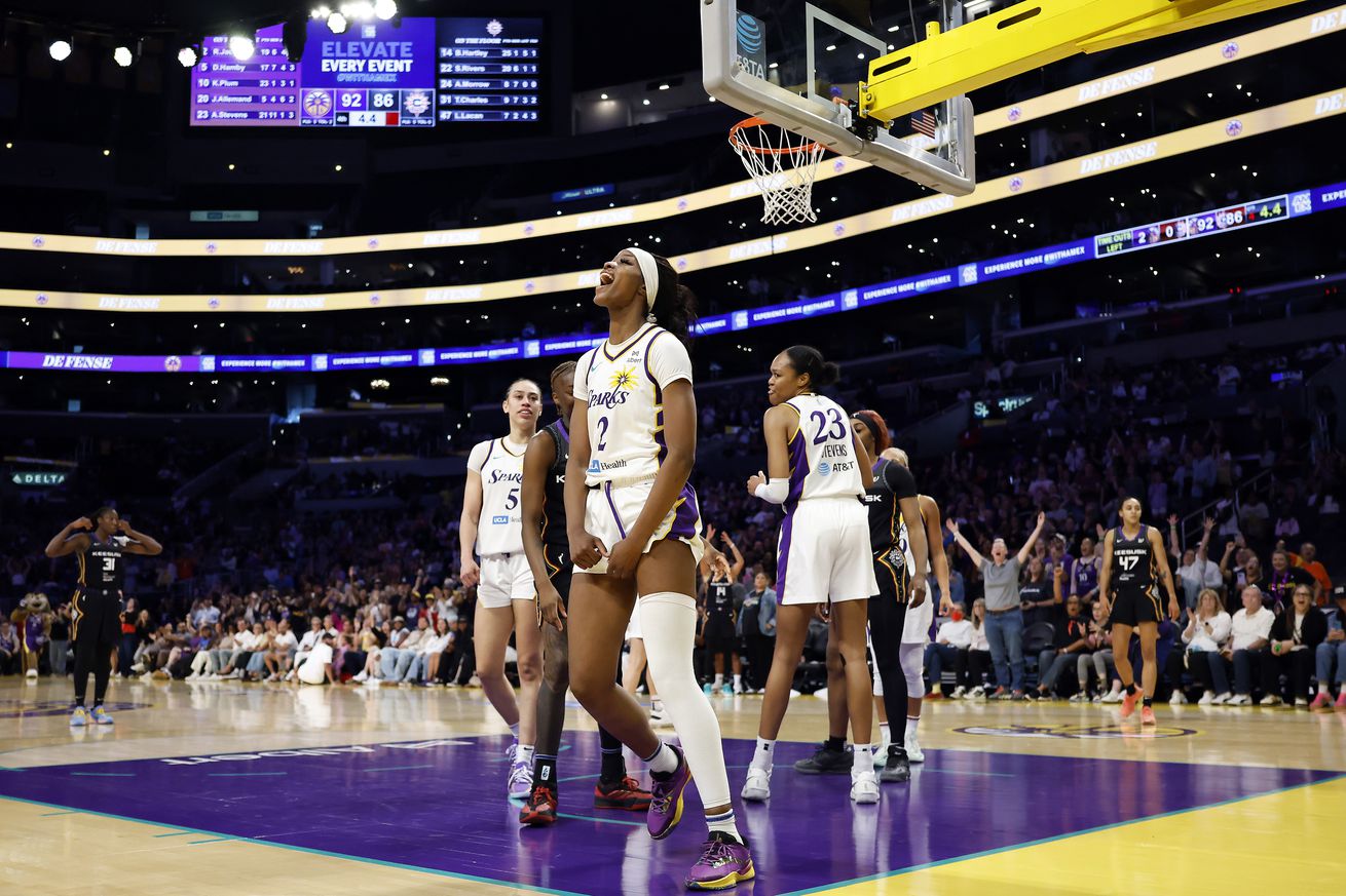Connecticut Sun v Los Angeles Sparks