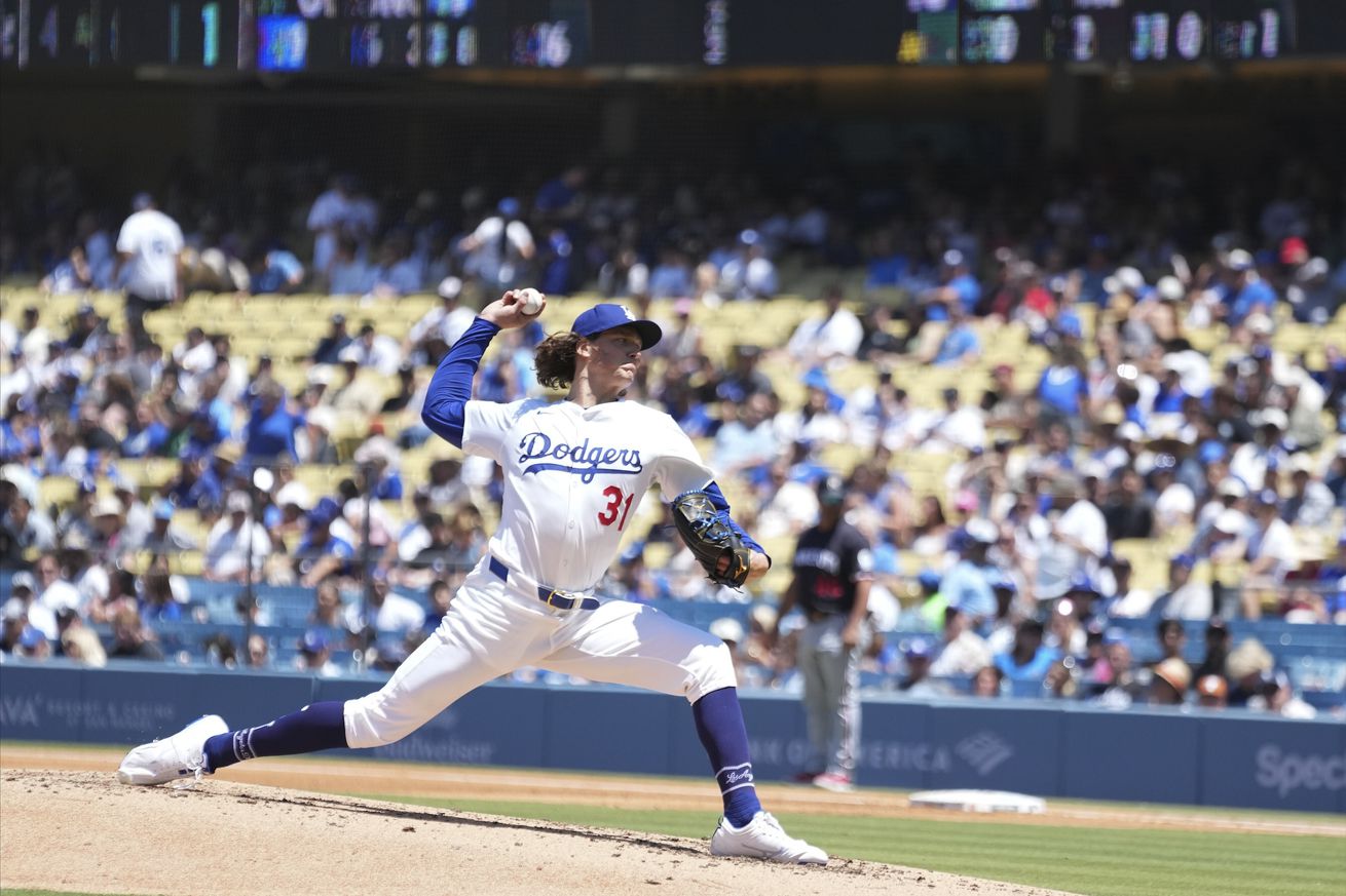 Minnesota Twins v. Los Angeles Dodgers