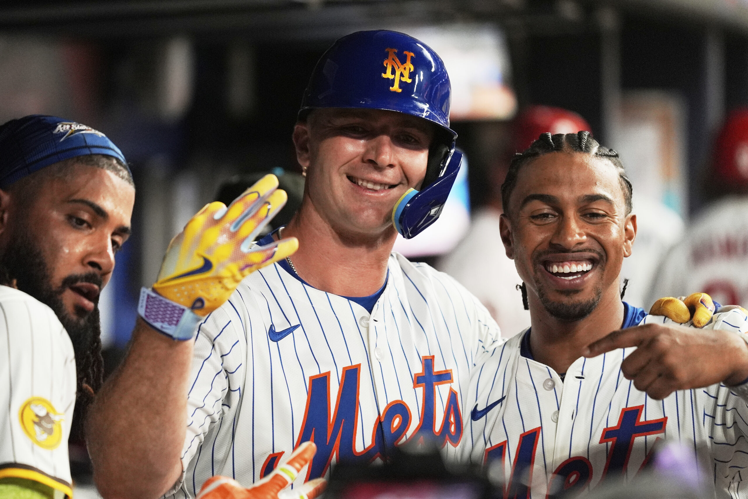 The New York Mets’ Pete Alonso celebrates his three-run home...