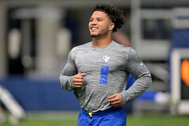 Sep 22, 2024; Inglewood, California, USA; Los Angeles Rams running back Blake Corum (22) warms up prior to the game against the San Francisco 49ers at SoFi Stadium. Mandatory Credit: Jayne Kamin-Oncea-Imagn Images Blake Corum, Rams