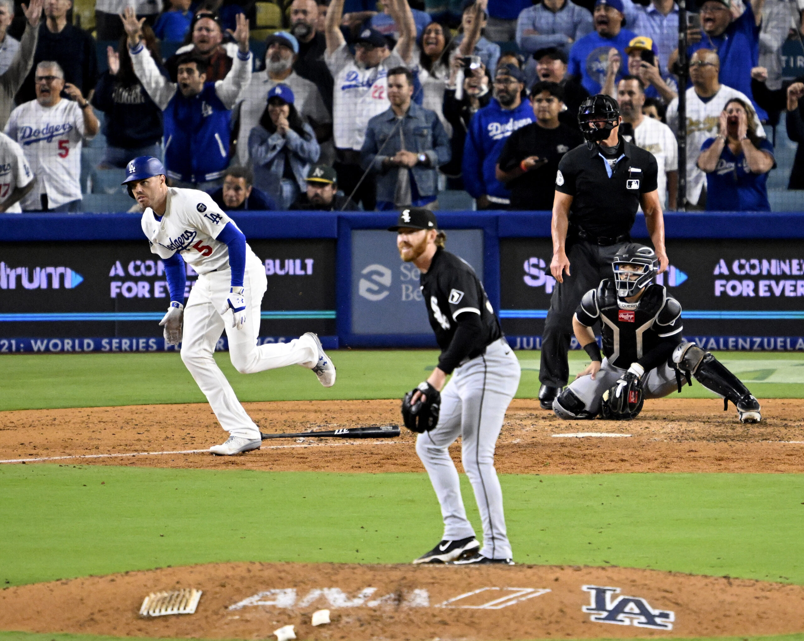 in the xxx inning during a baseball game at Dodger...