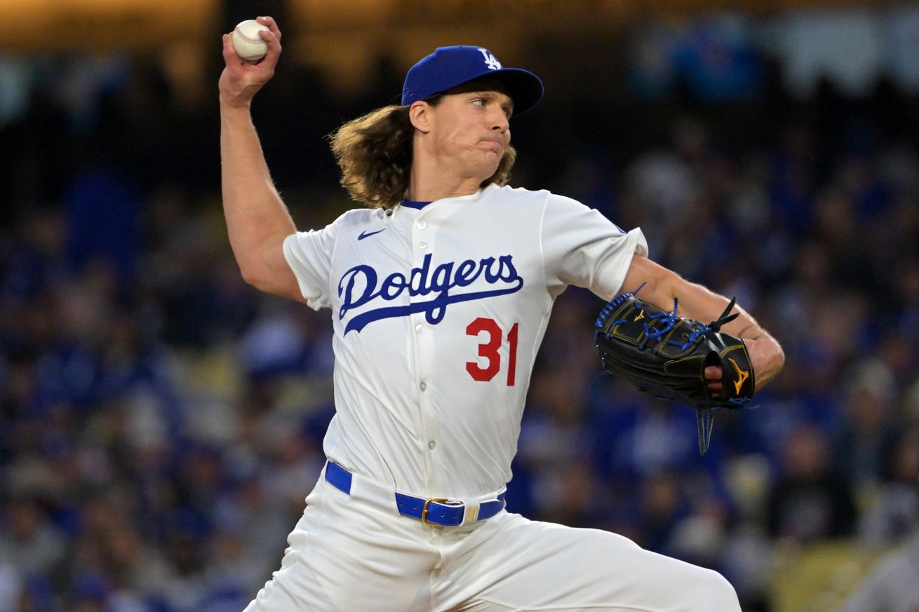 MLB: Atlanta Braves at Los Angeles Dodgers