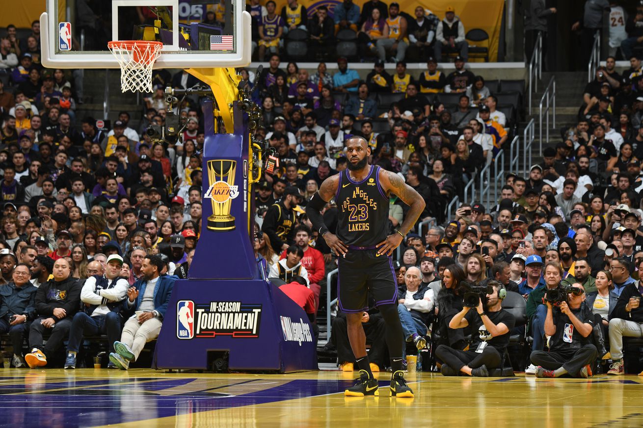 In-Season Tournament - Phoenix Suns v Los Angeles Lakers