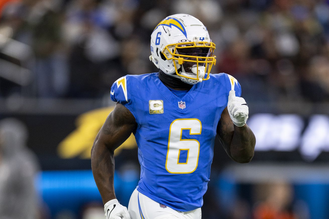 Cincinnati Bengals v Los Angeles Chargers