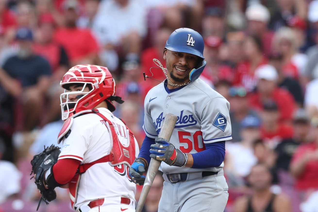 Los Angeles Dodgers v Cincinnati Reds