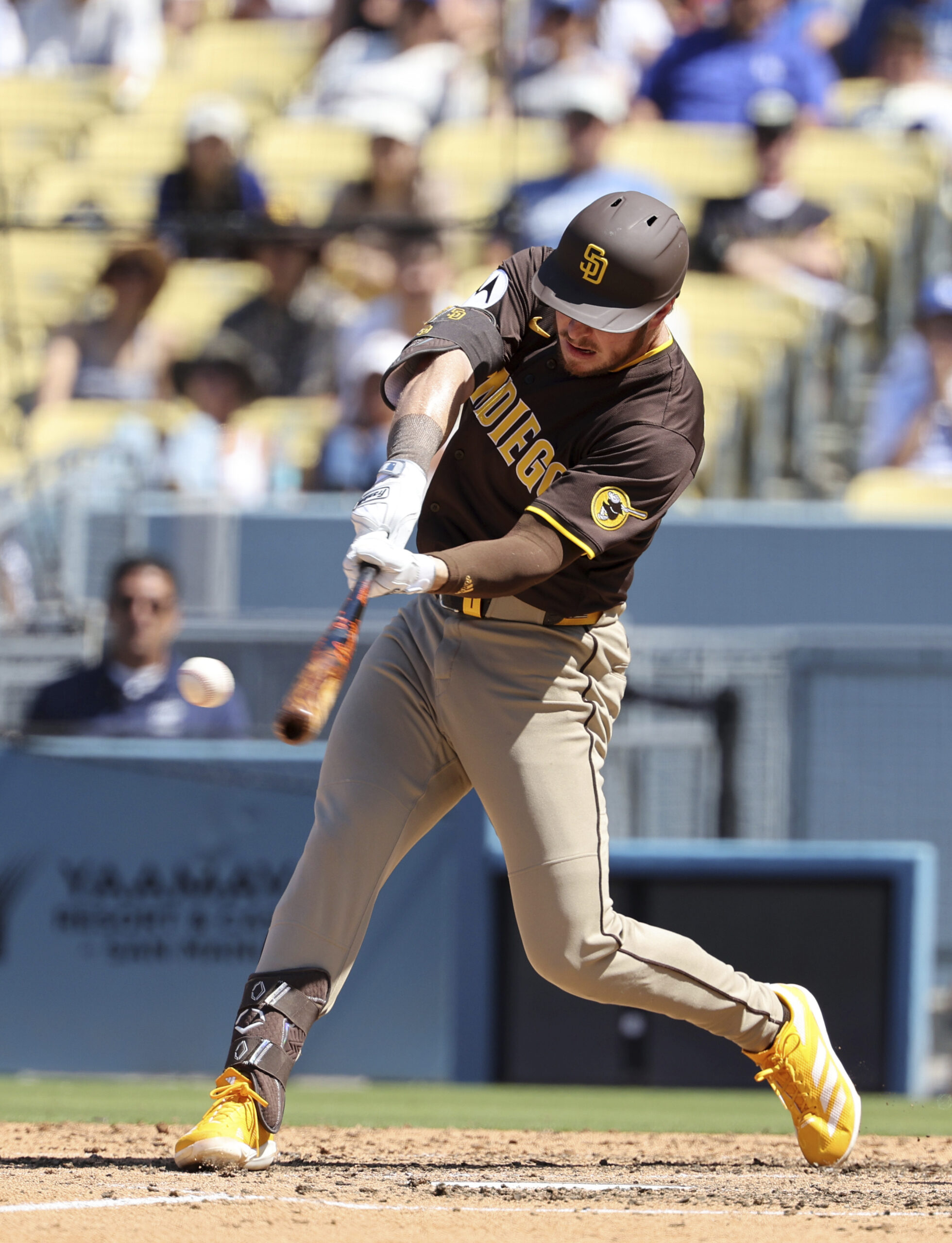 The San Diego Padres’ Ryan O’Hearn hits an RBI double...