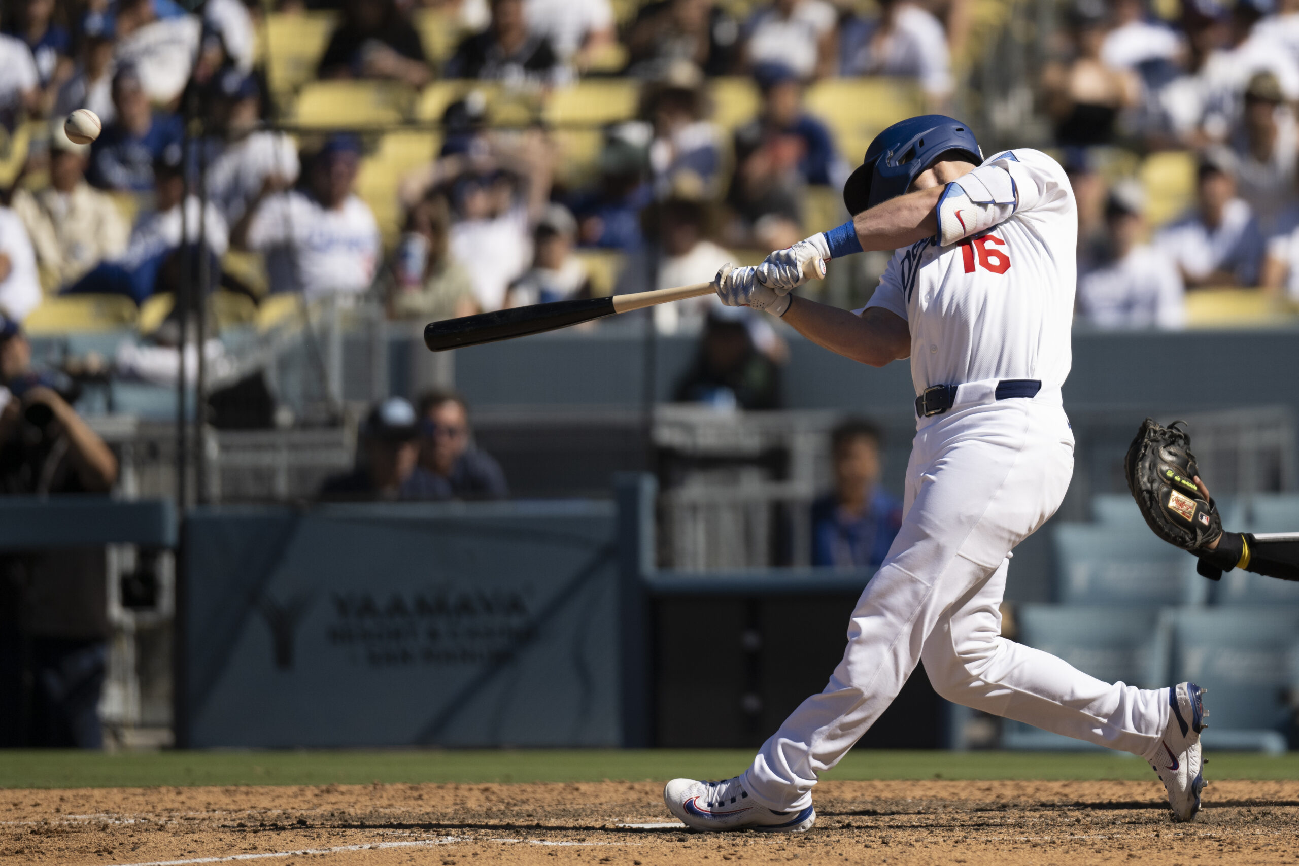 Dodgers’ Will Smith hits a walkoff home run during the...