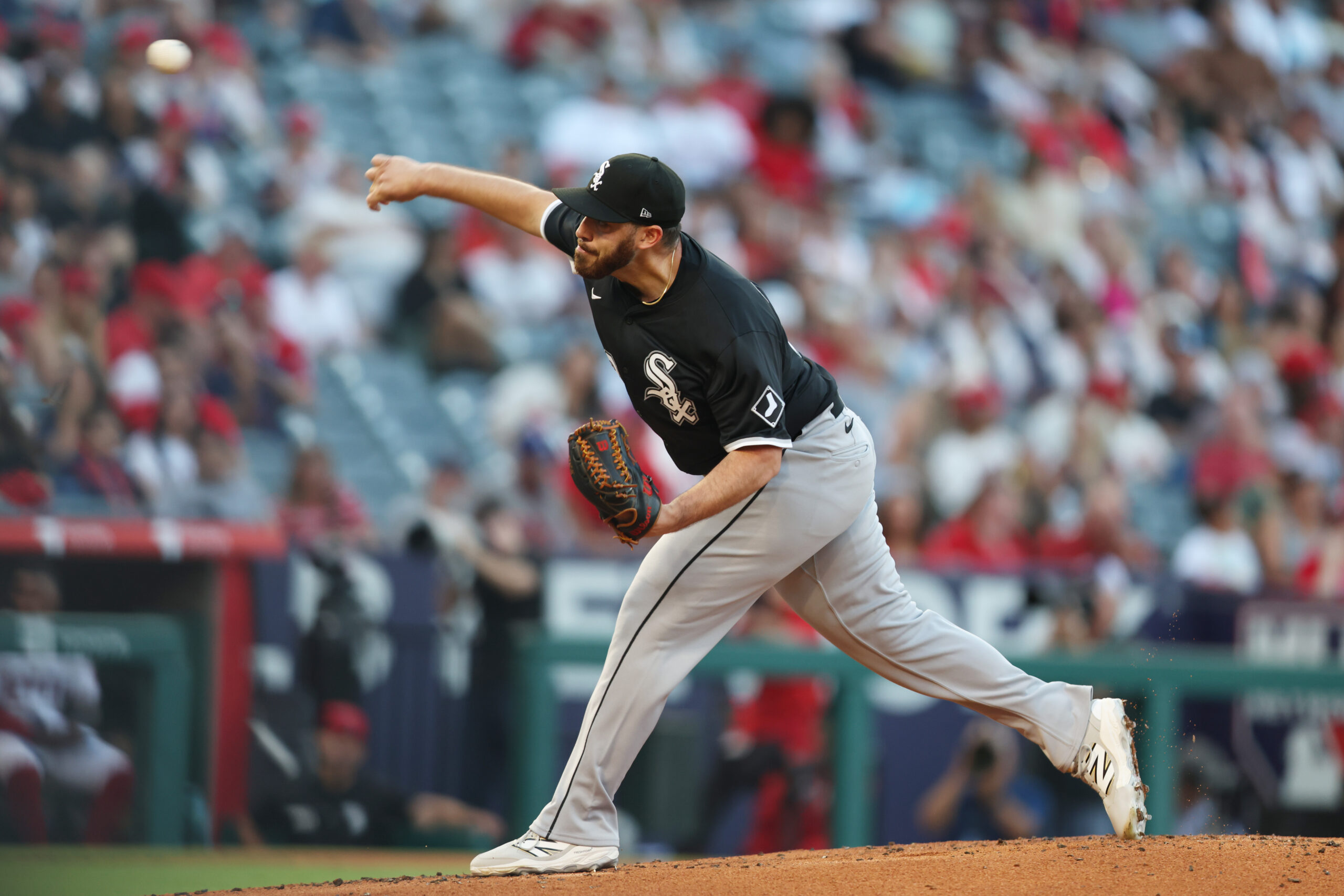 Pitcher Aaron Civale #43 of the Chicago White Sox throws...