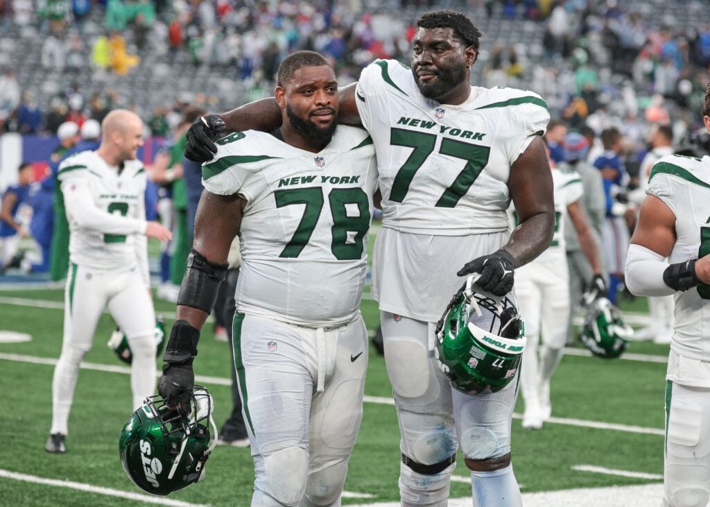 Laken Tomlinson Free Agent
