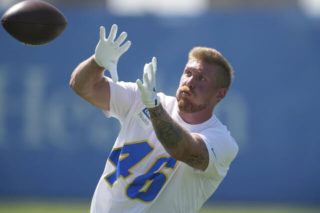 May 20, 2025; El Segundo, CA, USA; Los Angeles Chargers tight end McCallan Castles (46) catches the ball during offseason workouts at The Bolt. Mandatory Credit: Kirby Lee-Imagn Images McCallan Castles, Rams