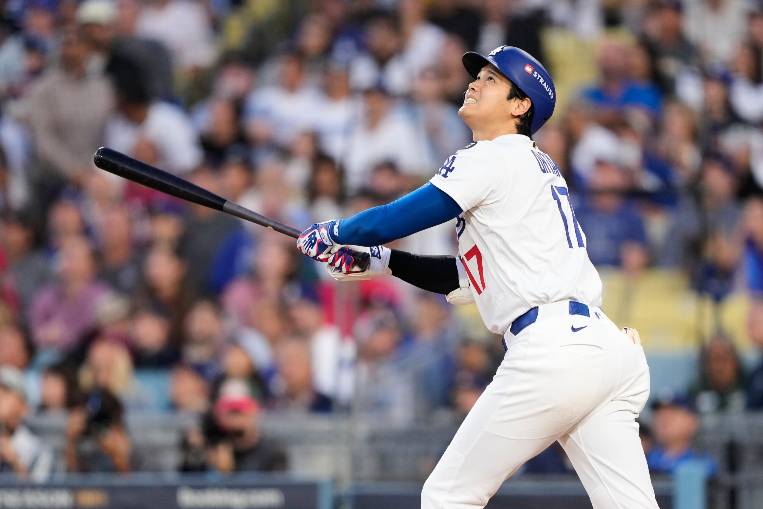 Dodgers star Shohei Ohtani flies out during the first inning...