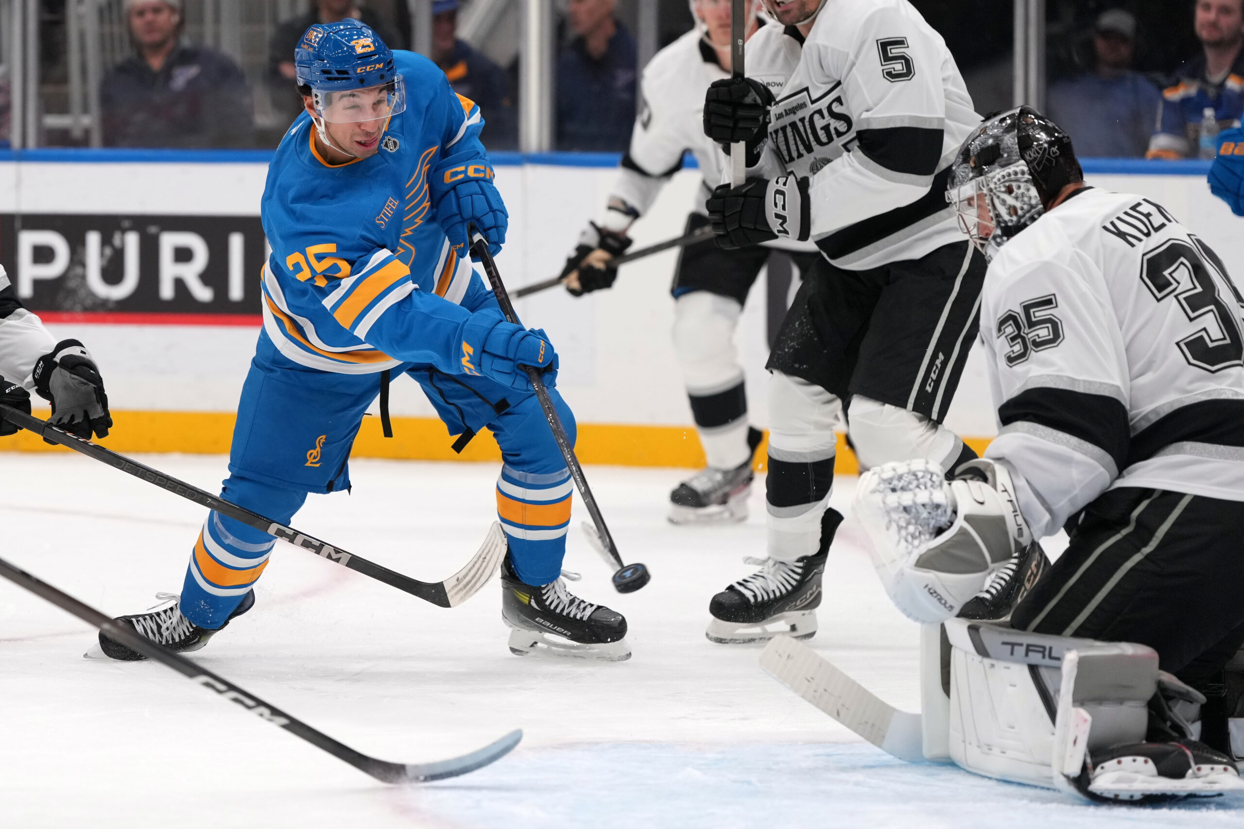 Kings goaltender Darcy Kuemper (35) blocks a shot from the...