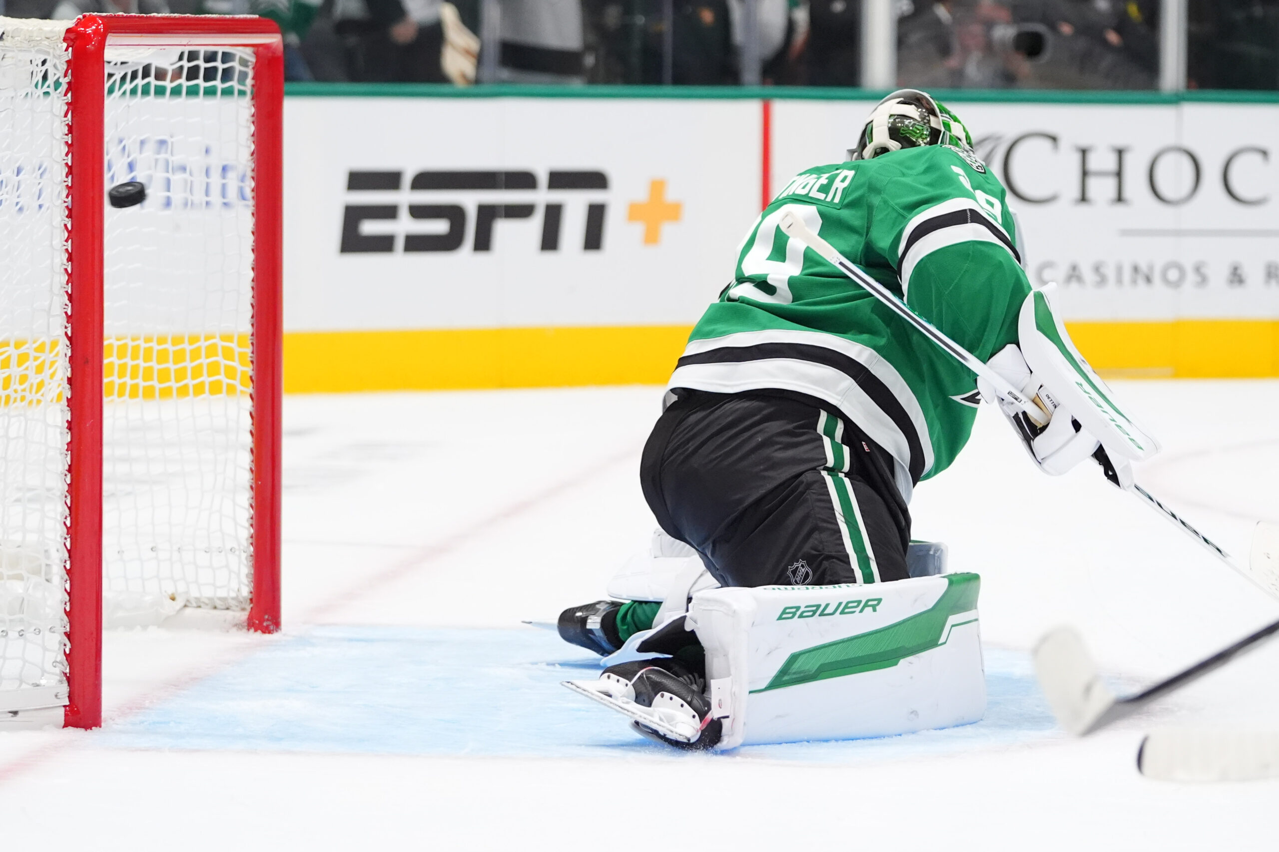 Dallas Stars goaltender Jake Oettinger (29) can’t stop a game-winning...