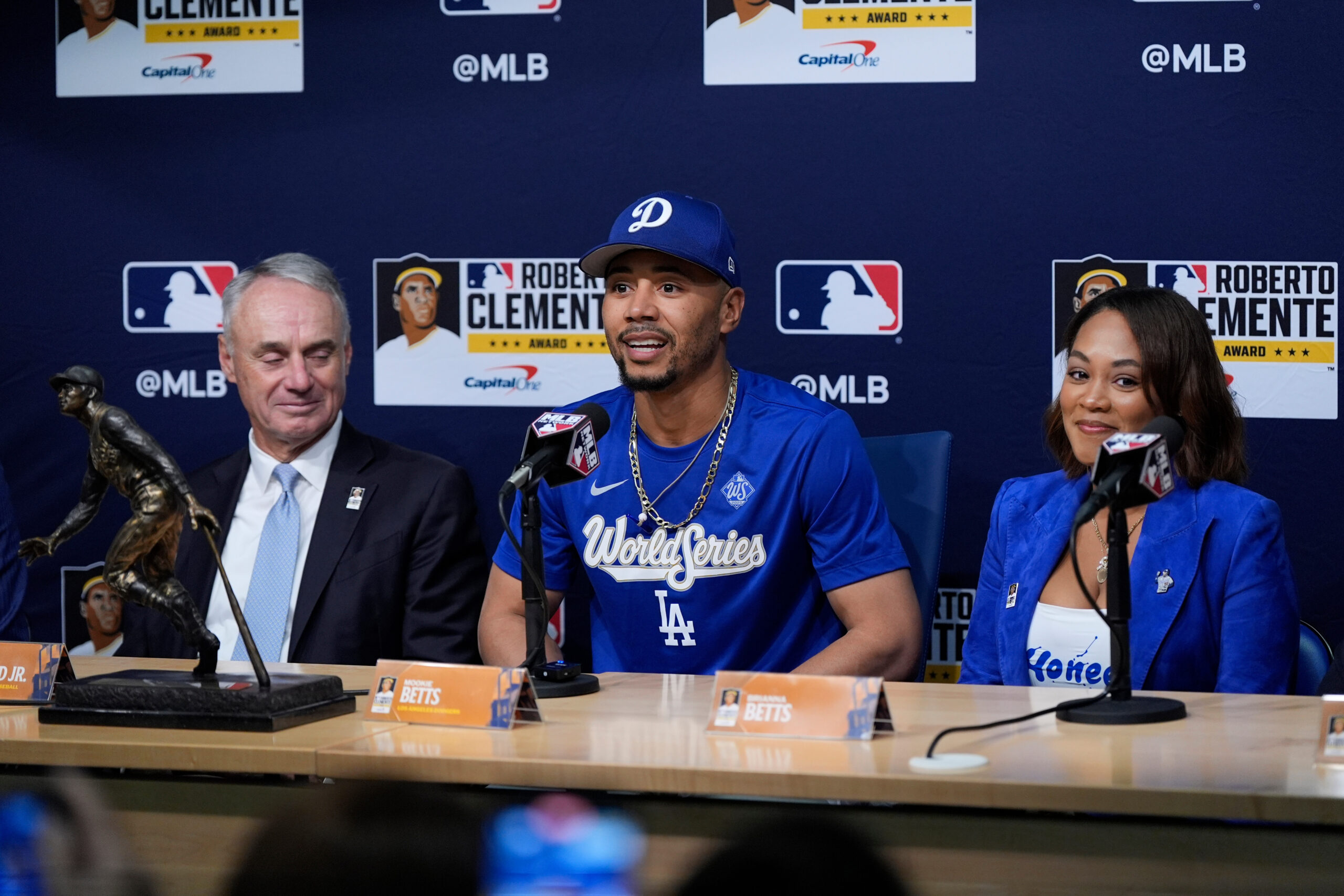 Dodgers shortstop Mookie Betts speaks to the media after receiving...