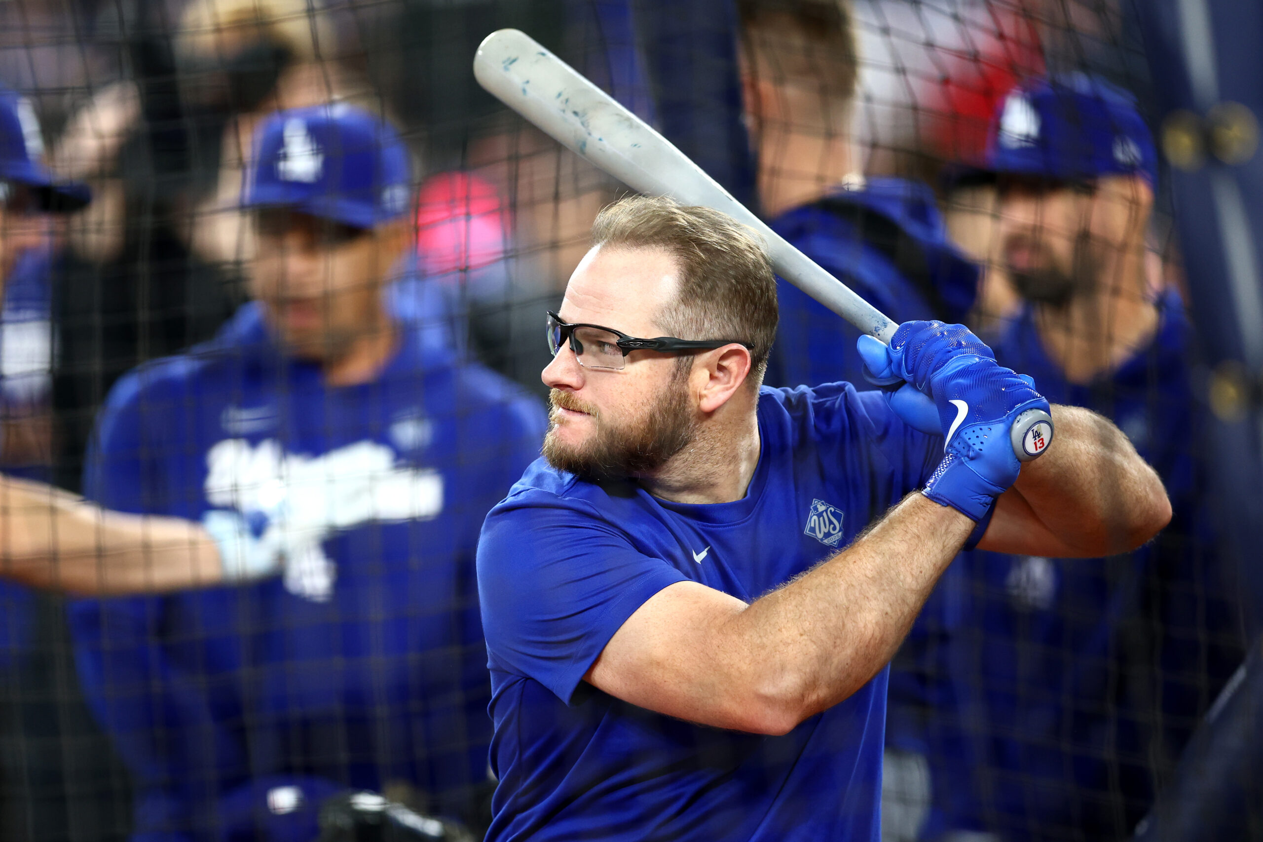 Dodgers third baseman Max Muncy takes batting practice before Game...