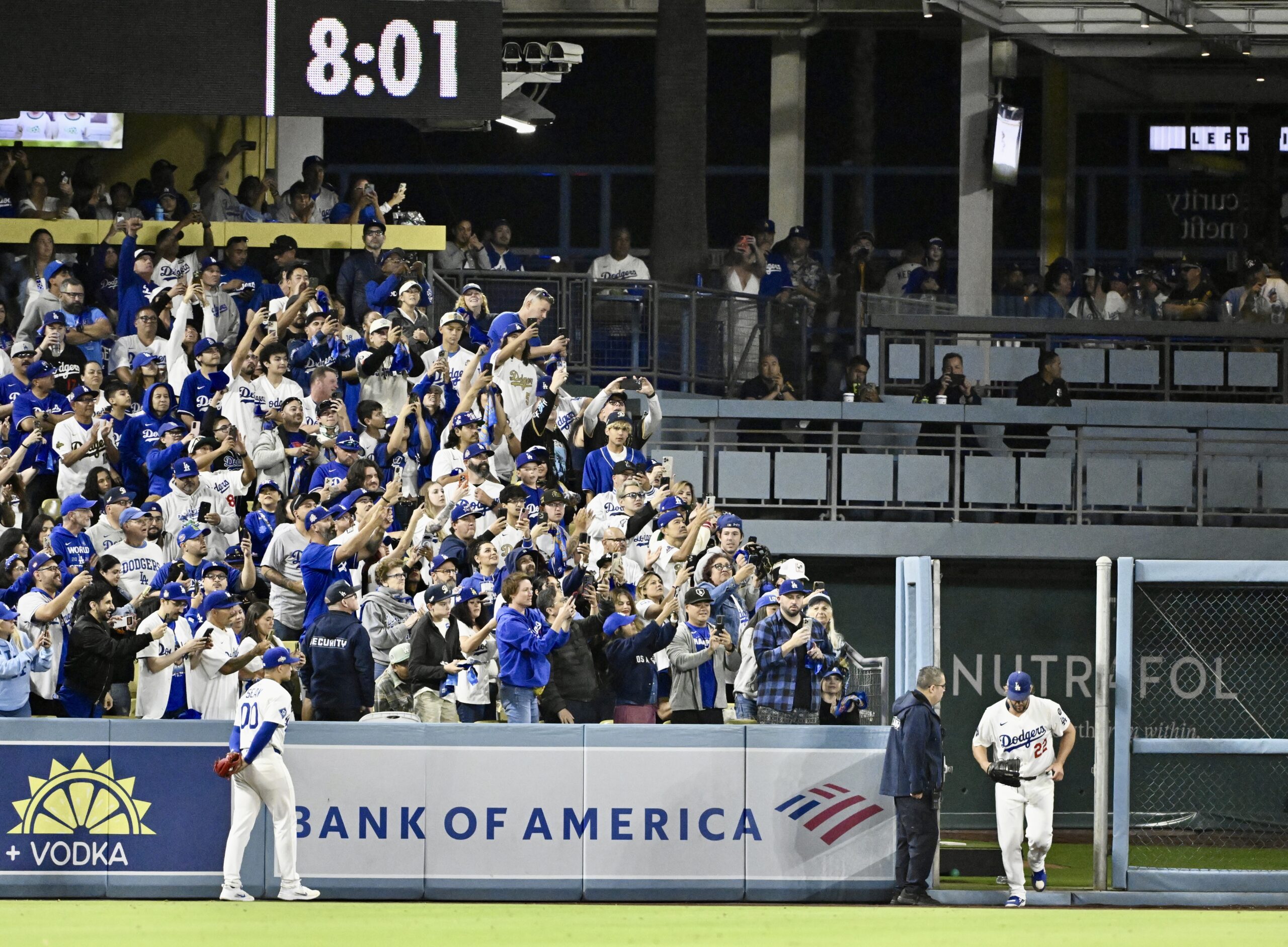 Dodgers pitcher Clayton Kershaw jogs in from the bullpen to...