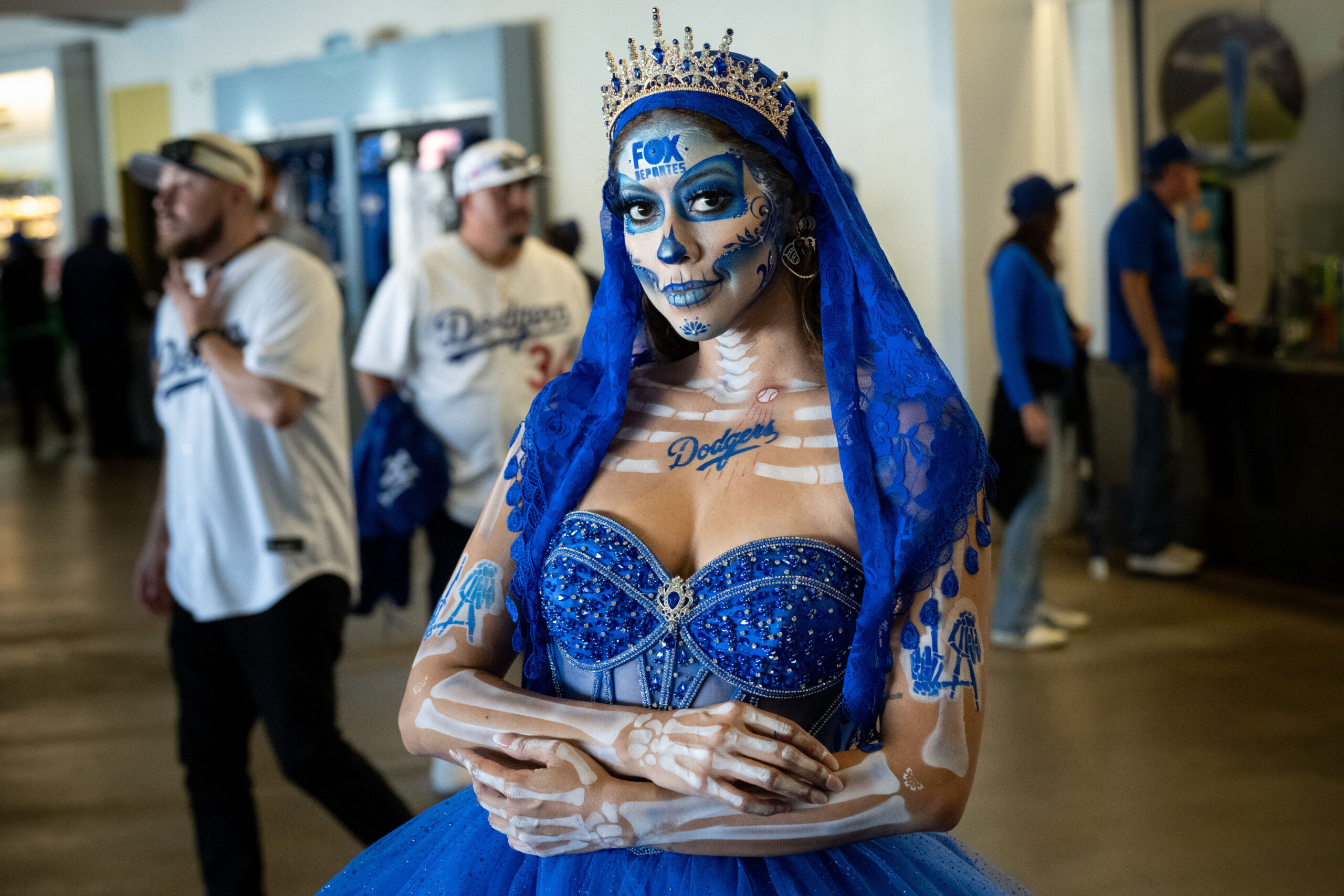 Lacatrina Andante came dressed in Dodger Blue for Game 3...