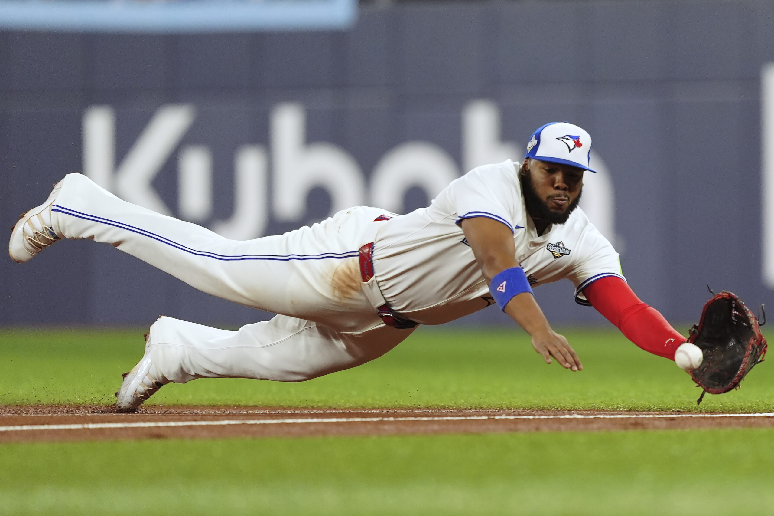 Toronto Blue Jays first baseman Vladimir Guerrero Jr. makes a...