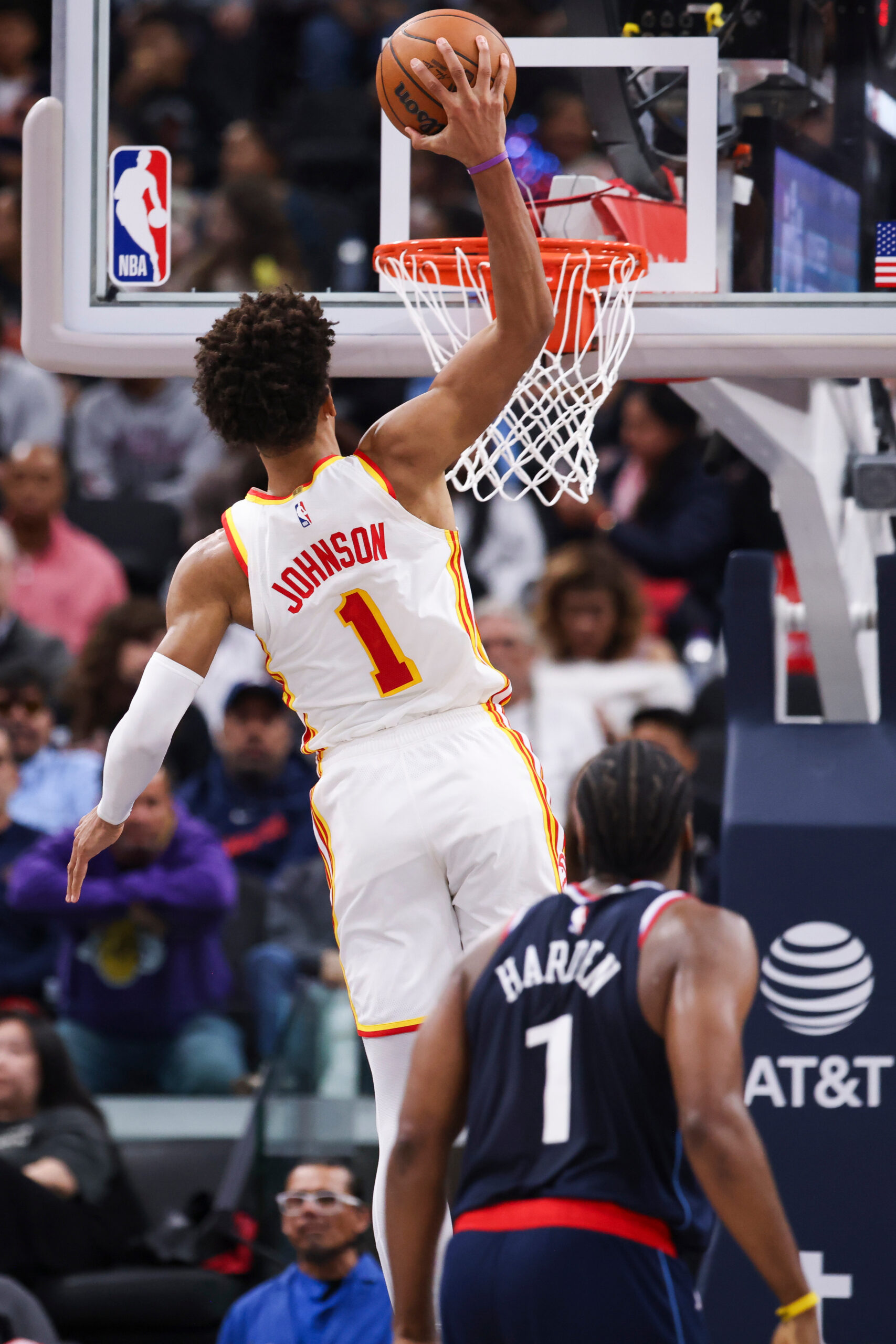 Atlanta Hawks forward Jalen Johnson (1) dunks as Clippers guard...