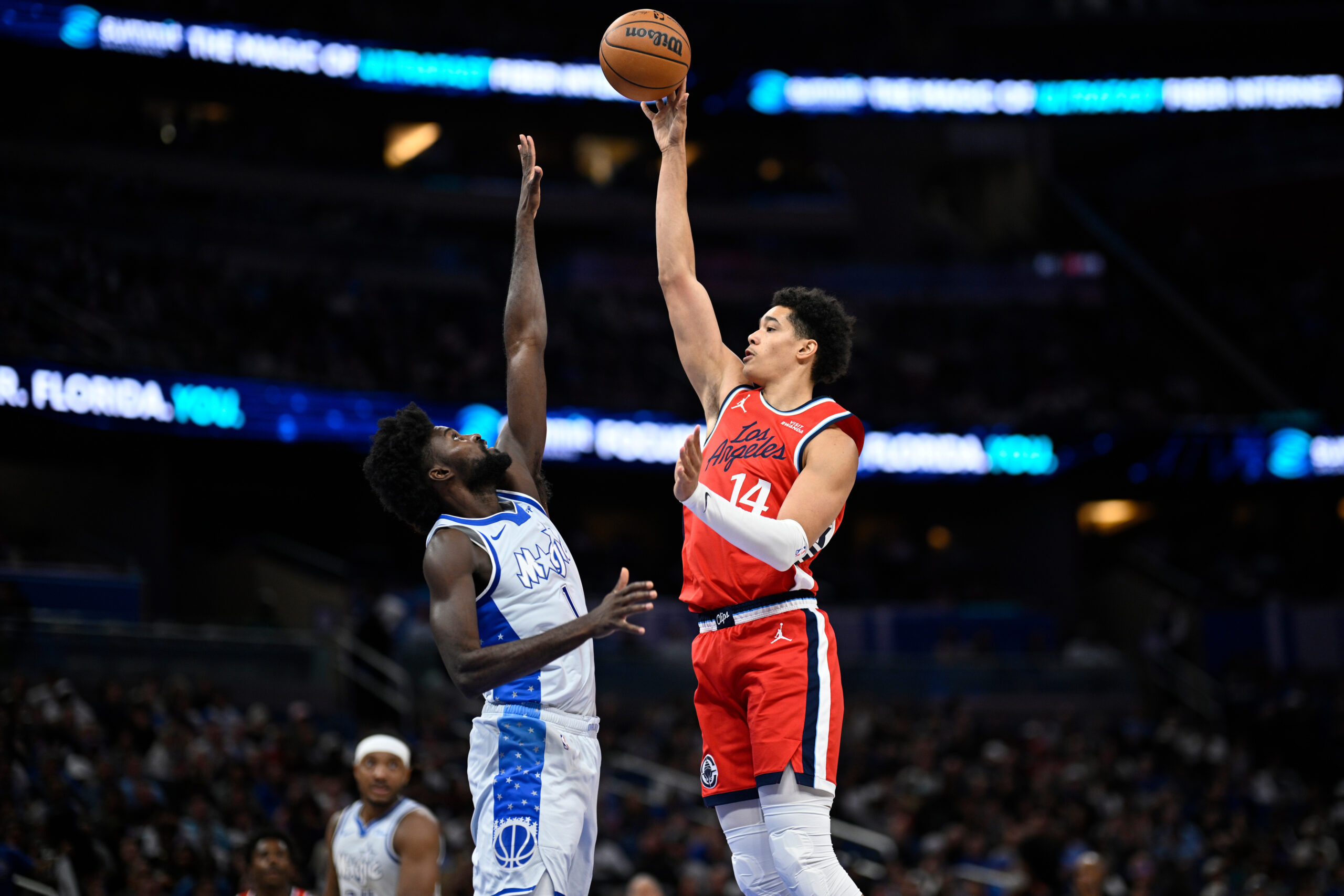 Clippers center Yanic Konan Niederhauser shoots in front of Orlando...