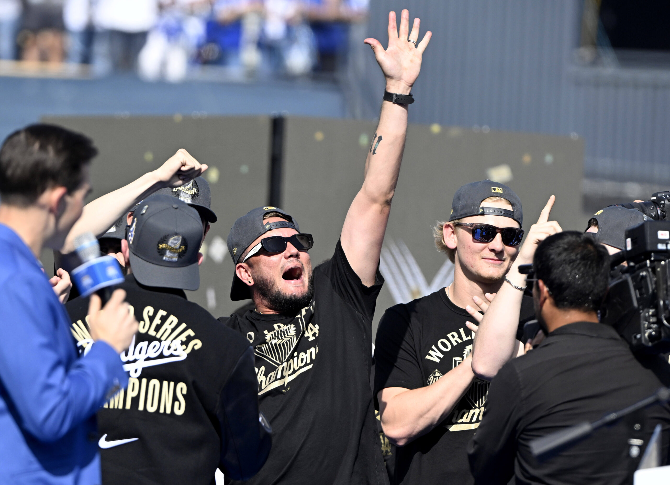 Miguel Rojas of the Los Angeles Dodgers waves to the...