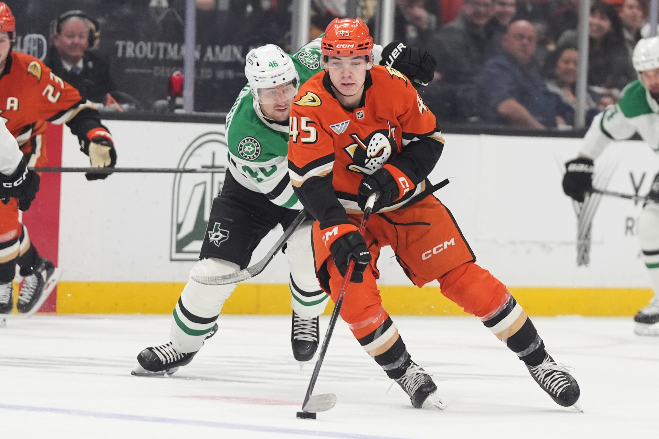 Ducks right wing Beckett Sennecke controls the puck as Dallas...