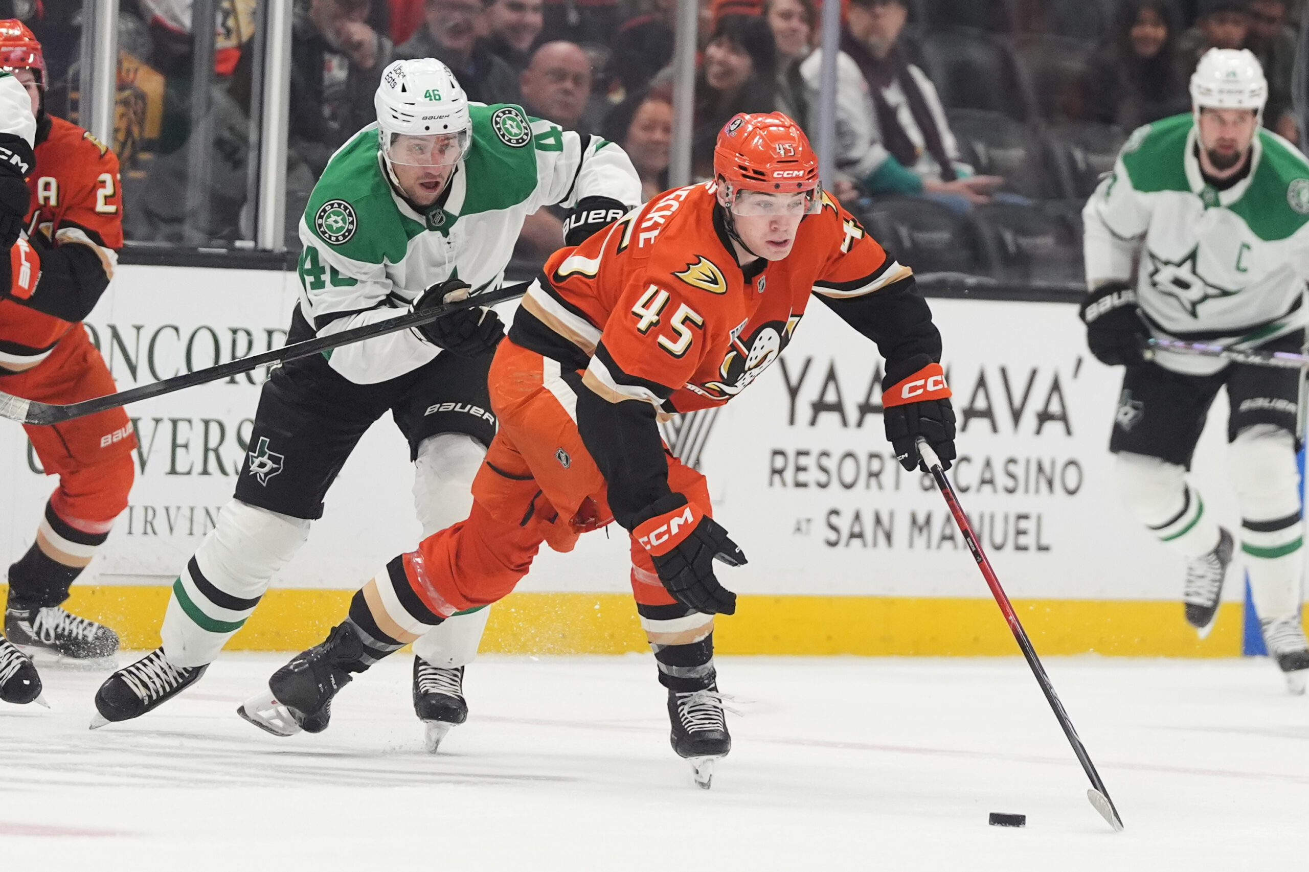 Ducks right wing Beckett Sennecke controls the puck as Dallas...