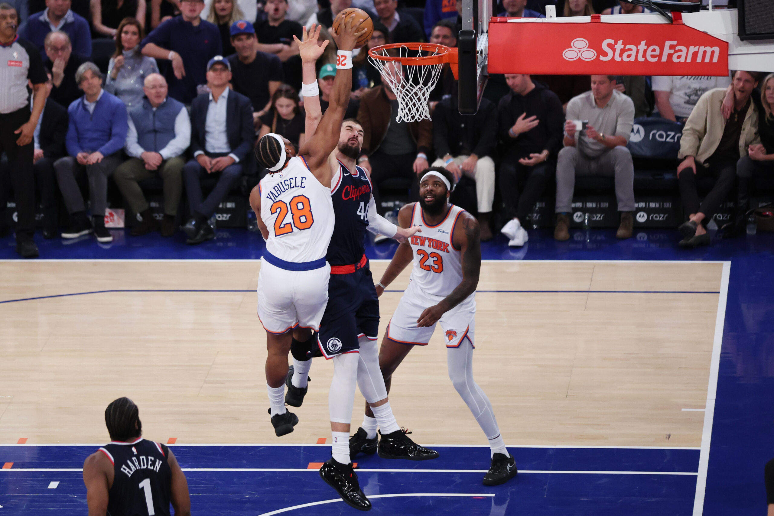 New York Knicks forward Guerschon Yabusele (28) attempts a dunk...