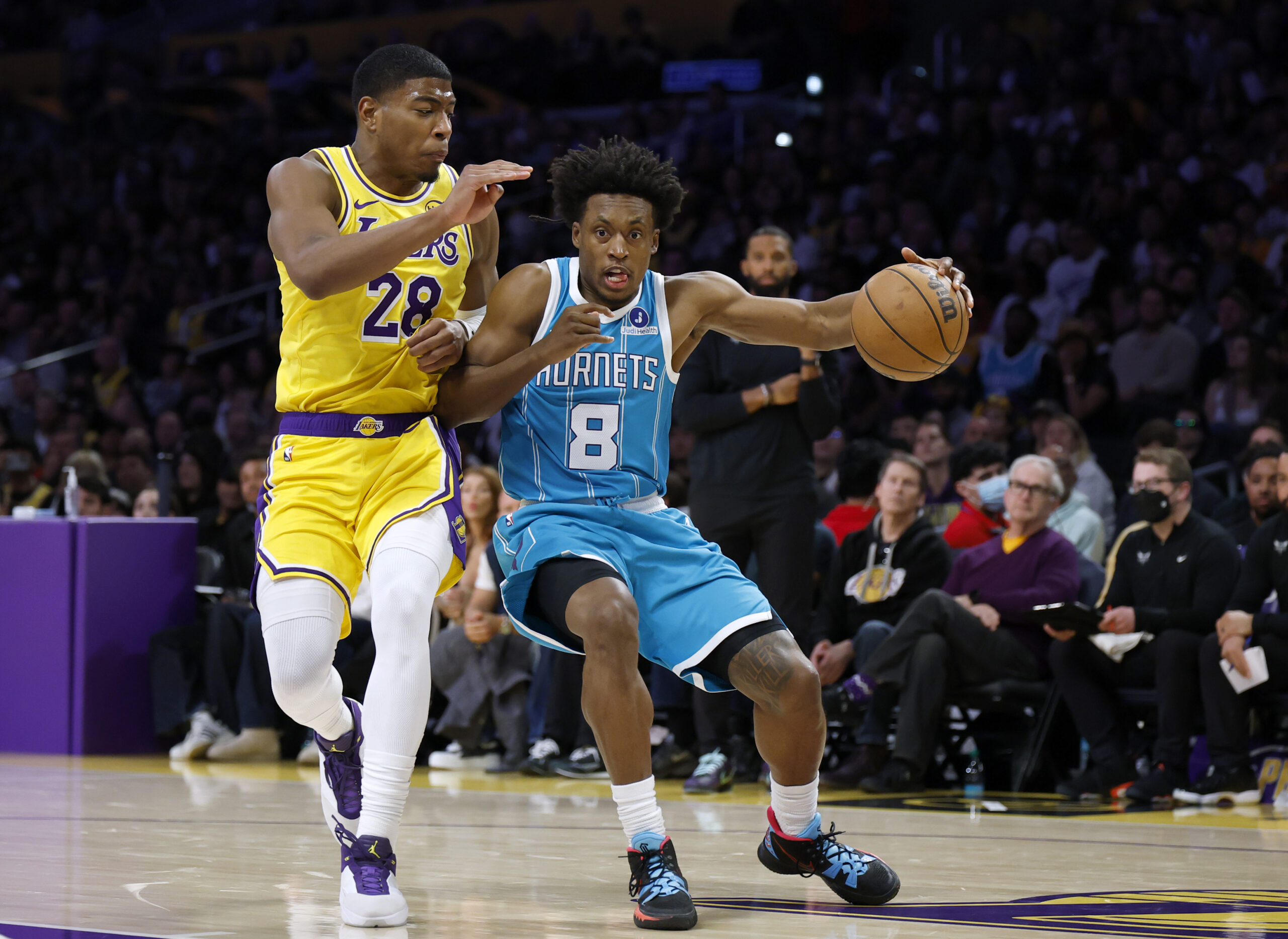 Charlotte Hornets guard Collin Sexton drives to the basket as...